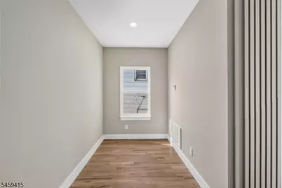 60 Oak Ave, Irvington, NJ 07111 - Photo 33