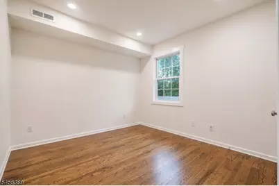 217 E Clay Ave, Roselle Park, NJ 07204 - Photo 23