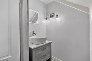 512 N Main St, Greenwich Township, NJ 08886 - Photo 23