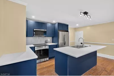 512 N Main St, Greenwich Township, NJ 08886 - Photo 17