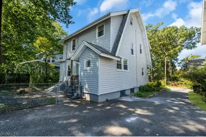 25 Laurel Ave, East Orange, NJ 07017 - Photo 27