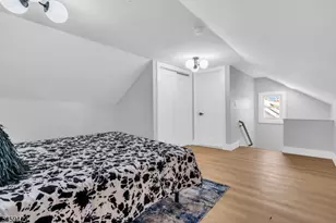 25 Laurel Ave, East Orange, NJ 07017 - Photo 13