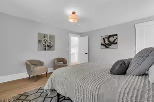 25 Laurel Ave, East Orange, NJ 07017 - Photo 11