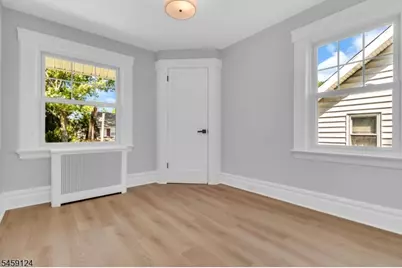 25 Laurel Ave, East Orange, NJ 07017 - Photo 17