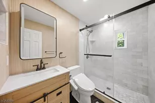 2 Crow Trail, Wayne, NJ 07470 - Photo 11