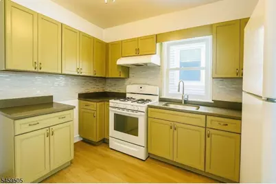 1 Glennon Pl #1, West Orange Township, NJ 07052 - Photo 3