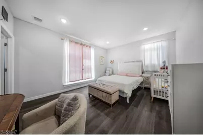31 12th Ave, Paterson, NJ 07501 - Photo 9