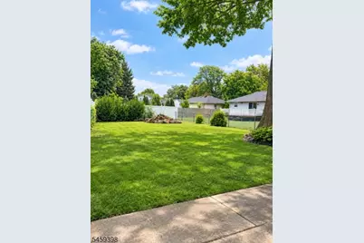 2614 N Stiles St, Linden, NJ 07036 - Photo 15