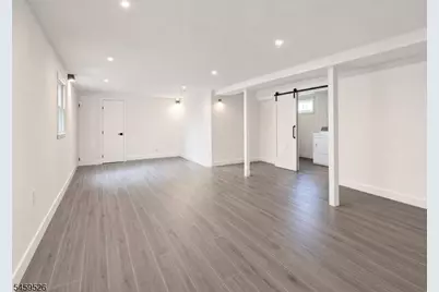 50 Knolls Rd, Bloomingdale, NJ 07403 - Photo 13