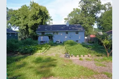 50 Knolls Rd, Bloomingdale, NJ 07403 - Photo 15