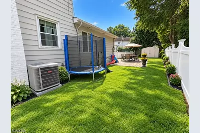 1848 Quaker Way, Union Township, NJ 07083 - Photo 47