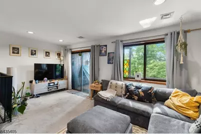 3 Port Royal Dr #3, Vernon, NJ 07462 - Photo 5