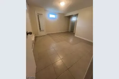 251 Chamberlain Ave, Paterson, NJ 07502 - Photo 13