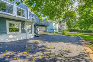 383 Long Hill Rd, Long Hill Township, NJ 07933 - Photo 3