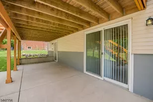 51 Hilltop Ave, Berkeley Heights Township, NJ 07922 - Photo 15