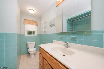51 Hilltop Ave, Berkeley Heights Township, NJ 07922 - Photo 35