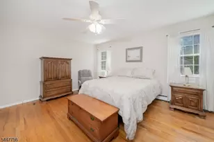 51 Hilltop Ave, Berkeley Heights Township, NJ 07922 - Photo 27