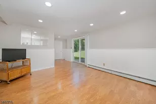 51 Hilltop Ave, Berkeley Heights Township, NJ 07922 - Photo 23