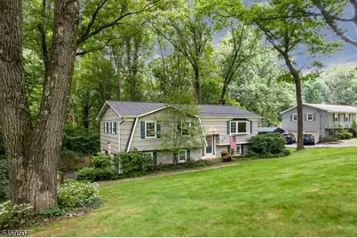 20 Edward Dr, Mount Olive, NJ 07836 - Photo 3