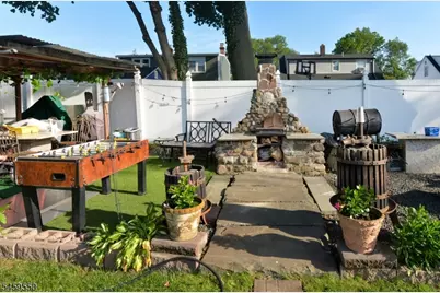 18 Parker Ave, Hawthorne, NJ 07506 - Photo 17