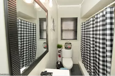 18 Parker Ave, Hawthorne, NJ 07506 - Photo 15