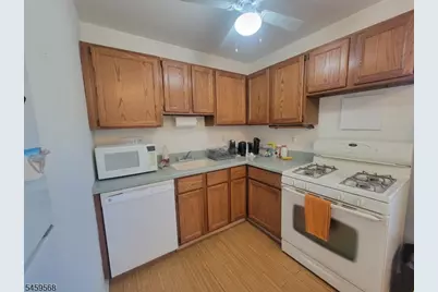 419 Pitney Pl #419, Morris Township, NJ 07960 - Photo 9