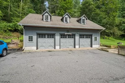 21 Hickory Run Rd, Lebanon Township, NJ 07830 - Photo 33