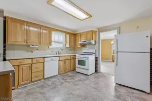 42 Fairmount Ave, Clifton, NJ 07011 - Photo 9