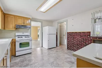 42 Fairmount Ave, Clifton, NJ 07011 - Photo 11