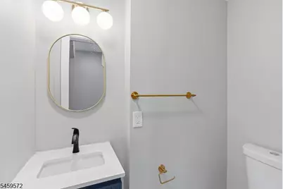 26 W 2nd St, Florence Township, NJ 08518 - Photo 9