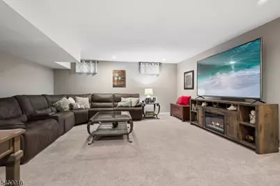 4 Old Orchard Ct, Clinton, NJ 08809 - Photo 31