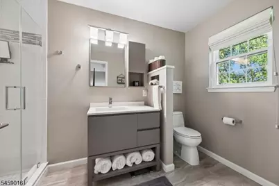 4 Old Orchard Ct, Clinton, NJ 08809 - Photo 25