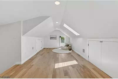 909 Ridgewood Rd, Millburn, NJ 07041 - Photo 19