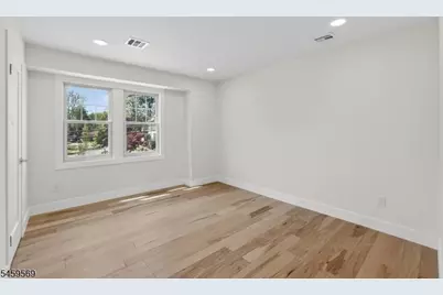 909 Ridgewood Rd, Millburn, NJ 07041 - Photo 17