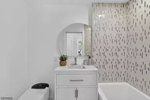 909 Ridgewood Rd, Millburn, NJ 07041 - Photo 17