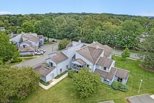 228 Drake Ln, Roxbury Township, NJ 07852 - Photo 3