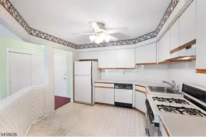 228 Drake Ln #228, Roxbury Township, NJ 07852 - Photo 5
