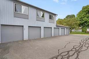 228 Drake Ln, Roxbury Township, NJ 07852 - Photo 19