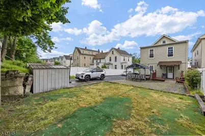 171 Burgess Pl, Passaic, NJ 07055 - Photo 37
