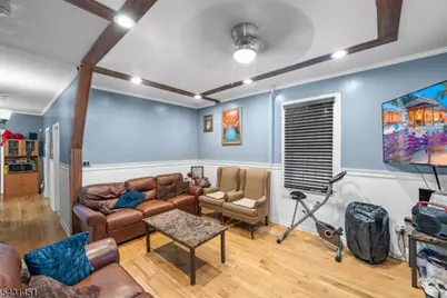 171 Burgess Pl, Passaic, NJ 07055 - Photo 7