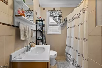 171 Burgess Pl, Passaic, NJ 07055 - Photo 27