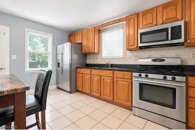 51 W 2nd St, Bound Brook, NJ 08805 - Photo 5