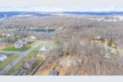 3 Maple Path, Mount Arlington, NJ 07850 - Photo 27
