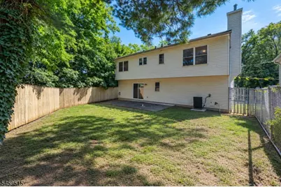 192 Indian Run Pkwy, Union Township, NJ 07083 - Photo 25