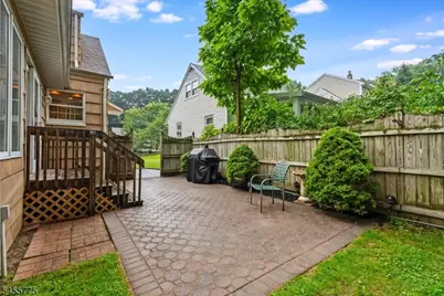 15 Oak Ln, Verona, NJ 07044 - Photo 35