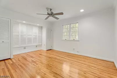 15 Oak Ln, Verona, NJ 07044 - Photo 19