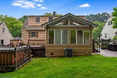 15 Oak Ln, Verona, NJ 07044 - Photo 37