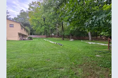 39 Greendale Rd, Cedar Grove, NJ 07009 - Photo 5