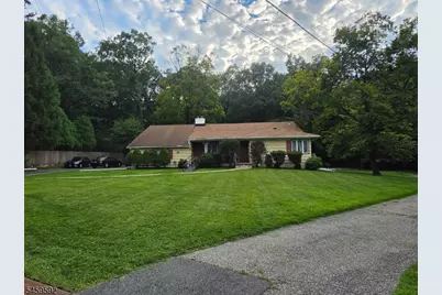 39 Greendale Rd, Cedar Grove, NJ 07009 - Photo 3