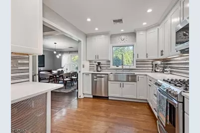 48 Lakeview Dr, Morris Plains, NJ 07950 - Photo 11